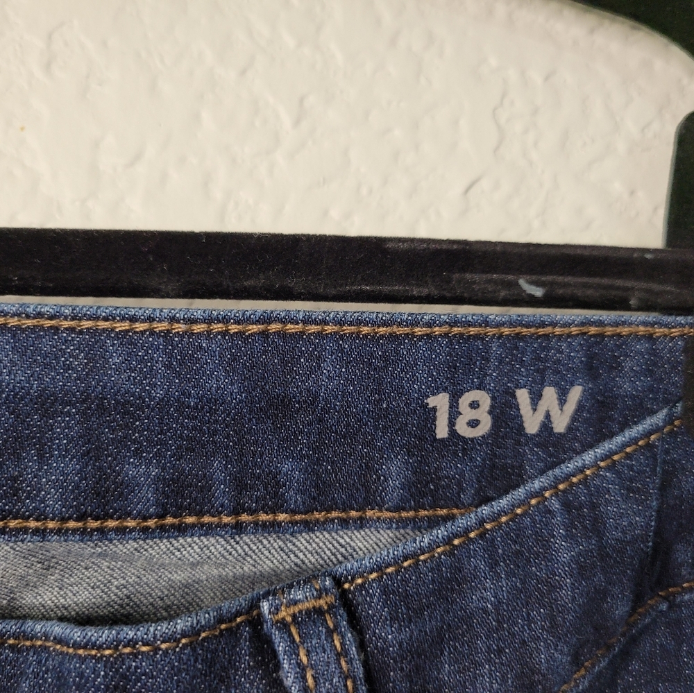 Jeans - Picture 4 of 6